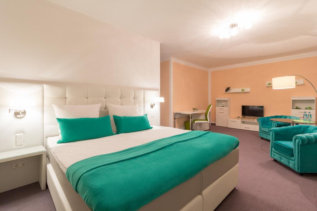 Hotel Marina Niederhavel Brandenburg  Esterno foto